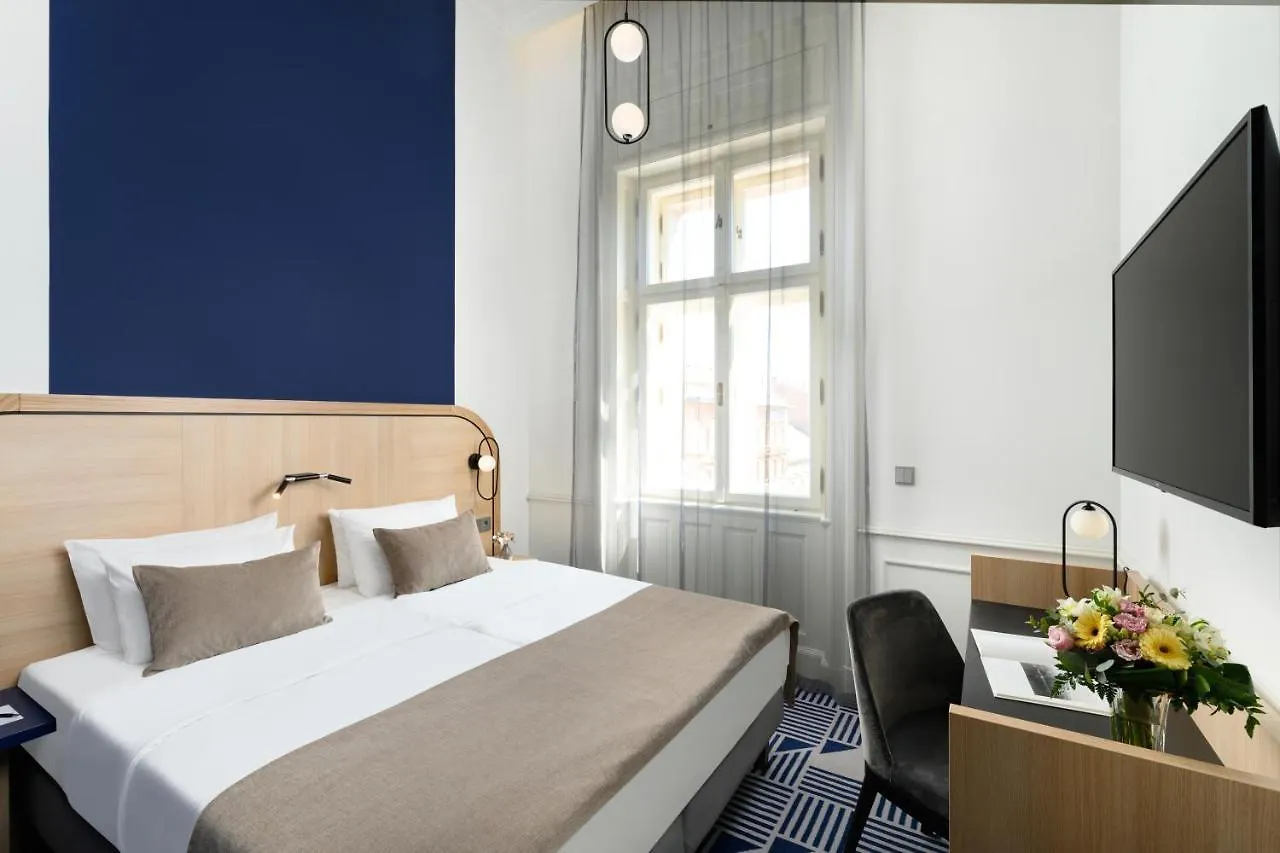 Hotel Oktogon Haggenmacher By Continental Group Budapest 4*,