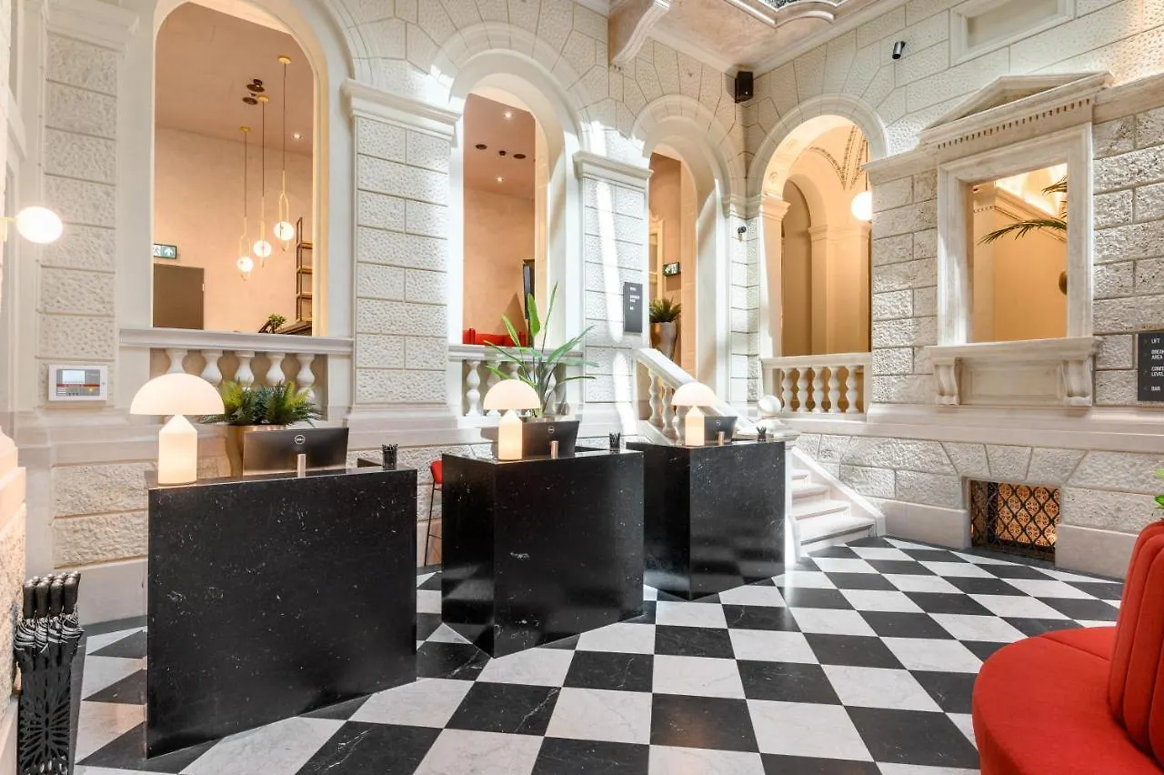 Hotel Oktogon Haggenmacher By Continental Group Budapest 4*,  Hungary