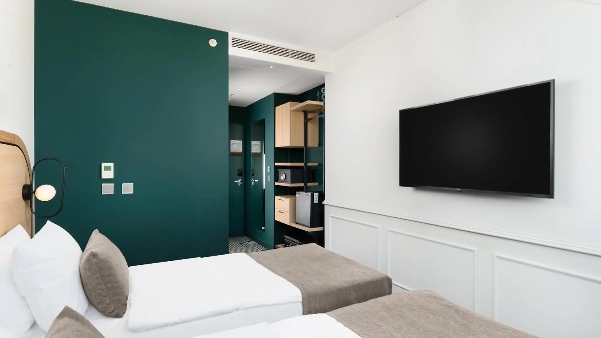 Hotel Oktogon Haggenmacher By Continental Group Βουδαπέστη 4*,  Ουγγαρία