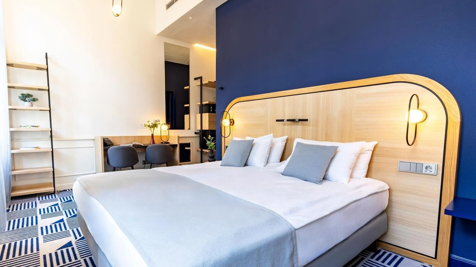 Hotel Oktogon Haggenmacher By Continental Group Budapest 4*,  Hungary